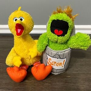 Kohl's Cares Sesame Street Big Bird & Oscar the Grouch‎ Plush Toy Bundle